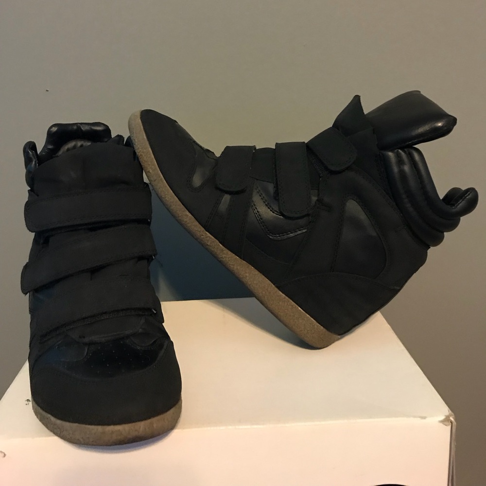 Wedge shoe